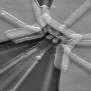 a grayscale image of a scanning electron micrograph of one of the double quantum dot qubits