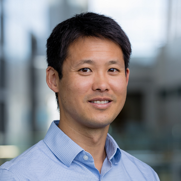 prof. Kawasaki head shot